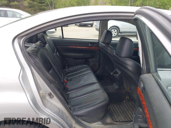 2010 Subaru Legacy Limited Moon с VIN 4S3BMBK68A3240469, выставлен на аукционе IAAI как лот 42293670 с пробегом 176 161 миль миль и . История ставок и продаж доступна на DreamBid. Изображение 8.