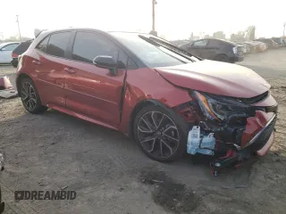2020 Toyota Corolla Hatchback XSE with VIN JTNC4RBE0L3088254, listed as a Copart auction lot 87093054 with 43,952 mi miles and Salvage Title. Bid and sale history available at carsss.com. Image 4.