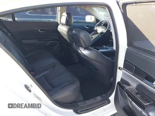 2015 Kia K900 Premium with VIN KNALU4D48F6026659, listed as a IAAI auction lot 41390604 with 70,955 mi miles. Bid and sale history available at carsss.com. Image 8.