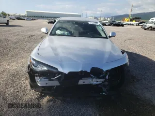 2017 Alfa Romeo Giulia Ti with VIN ZARFAECN6H7550369, listed as a Copart auction lot 37557893 with 14,876 mi miles. Bid and sale history available at carsss.com. Image 5.
