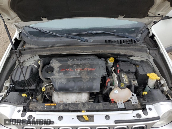 2015 Jeep Renegade Limited with VIN ZACCJBDT6FPC22927, listed as a Copart auction lot 42836765 with 142,787 mi miles and Salvage Title. Bid and sale history available at DreamBid. Image 12.