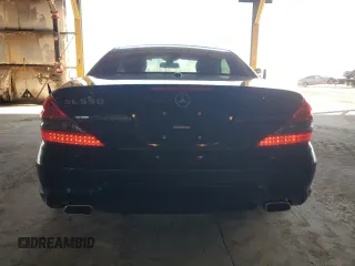 2011 Mercedes-Benz SL 550 z VIN WDBSK7BAXBF165859, wystawiony jako Copart lot #80166084 z przebiegiem 33 119 mil mil oraz Czysty tytuł • Clean title. Historia ofert i sprzedaży dostępna na DreamBid. Obrazek 6.