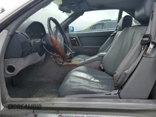 1991 Mercedes-Benz 300 with VIN WDBFA61E3MF015341, listed as a Copart auction lot 49173335 with 160,319 mi miles and Clean Title. Bid and sale history available at DreamBid. Image 7.