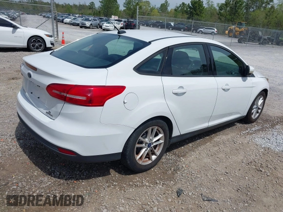 2015 Ford Focus SE с VIN 1FADP3F23FL249879, выставлен на аукционе IAAI как лот 41900558 с пробегом 96 239 миль миль и . История ставок и продаж доступна на DreamBid. Изображение 4.