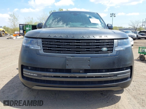 2024 Land Rover Range Rover SE z VIN SALKP9E96RA092327, wystawiony jako IAAI lot #42060310 z przebiegiem 41 594 mil mil oraz . Historia ofert i sprzedaży dostępna na DreamBid. Obrazek 12.