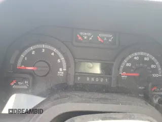 2014 Ford Econoline Passenger XL z VIN 1FBNE3BL3EDA08209, wystawiony jako Copart lot #46532505 z przebiegiem 136 444 mil mil oraz Szkody całkowita. Historia ofert i sprzedaży dostępna na DreamBid. Obrazek 9.