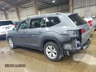 2018 Volkswagen Atlas SE with VIN 1V2CP2CA9JC599827, listed as a Copart auction lot 55695875 with 64,268 mi miles and Salvage title. Bid and sale history available at DreamBid. Image 2.