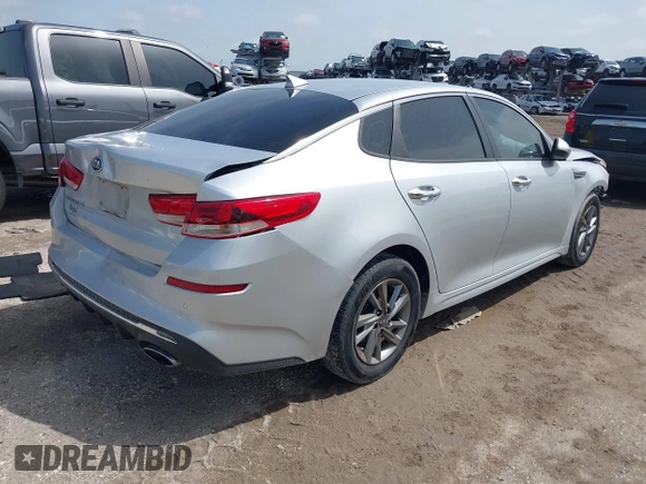 2019 Kia Optima LX z VIN 5XXGT4L37KG281329, wystawiony jako IAAI lot #42434855 z przebiegiem 113 448 mil mil oraz . Historia ofert i sprzedaży dostępna na DreamBid. Obrazek 4.