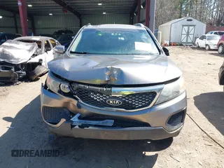 2012 Kia Sorento LX with VIN 5XYKT3A20CG188728, listed as a IAAI auction lot 41710733 with 141,109 mi miles. Bid and sale history available at carsss.com. Image 12.