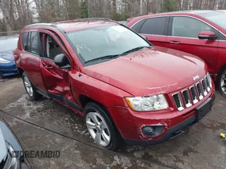 2011 Jeep Compass with VIN 1J4NF1FB9BD176358, listed as a IAAI auction lot 41782797 with 40,072 mi miles. Bid and sale history available at carsss.com. Image 1.