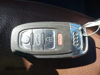 2015 Audi Q5 Premium Plus with VIN WA1LFAFP7FA119828, listed as a IAAI auction lot 41023540 with 69,087 mi miles. Bid and sale history available at carsss.com. Image 11.
