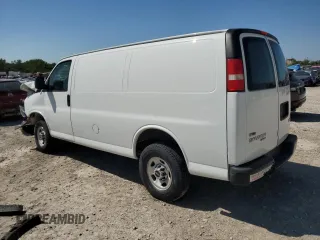 2011 GMC Savana Cargo Van with VIN 1GTW7FCAXB1114324, listed as a Copart auction lot 69919304 with 0 mi miles and Salvage Title. Bid and sale history available at carsss.com. Image 2.