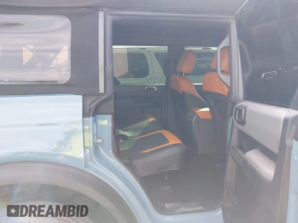 2023 Ford Bronco с VIN 1FMDE5BH2PLA98570, выставлен на аукционе IAAI как лот 42322165 с пробегом 10 266 миль миль и . История ставок и продаж доступна на DreamBid. Изображение 8.