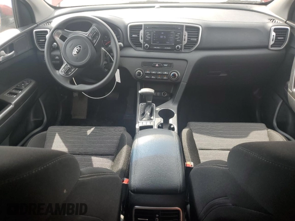 2018 Kia Sportage LX z VIN KNDPMCACXJ7436215, wystawiony jako Copart lot #57207445 z przebiegiem 87 618 mil mil oraz Szkoda całkowita • Salvage title. Historia ofert i sprzedaży dostępna na DreamBid. Obrazek 8.