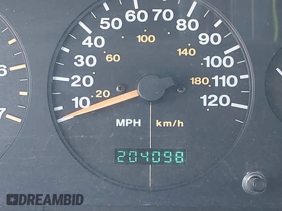1996 Jeep Grand Cherokee Limited with VIN 1J4GZ78Y1TC162546, listed as a IAAI auction lot 42612646 with 204,098 mi miles and . Bid and sale history available at DreamBid. Image 7.