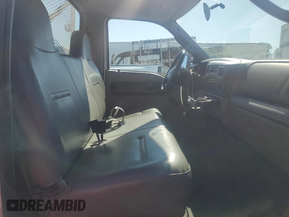 2003 Ford F-250 XL with VIN 1FTNF20L83EB38337, listed as a Copart auction lot 48288195 with 136,334 mi miles and Clean title. Bid and sale history available at DreamBid. Image 10.