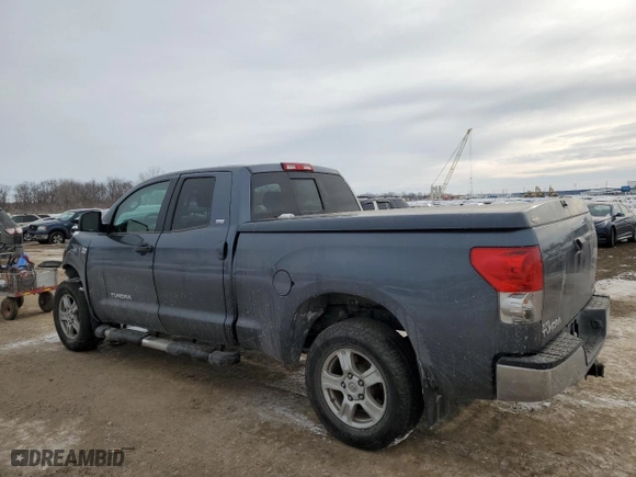 2007 Toyota Tundra SR5 with VIN 5TFBT54147X008913, listed as a Copart auction lot 44910685 with 164,706 mi miles and Salvage Title. Bid and sale history available at carsss.com. Image 2.