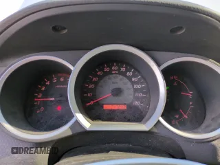 2006 Toyota Tacoma z VIN 5TEMU52N76Z249187, wystawiony jako Copart lot #53511195 z przebiegiem 247 808 mil mil oraz Szkoda całkowita • Salvage title. Historia ofert i sprzedaży dostępna na DreamBid. Obrazek 9.
