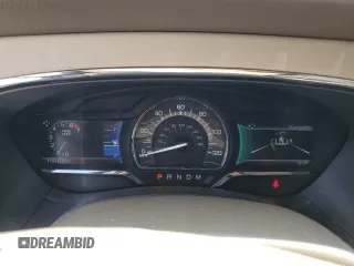 2016 Lincoln Navigator Select with VIN 5LMJJ3HT4GEL10143, listed as a Copart auction lot 63741415 with 110,312 mi miles and Salvage title. Bid and sale history available at DreamBid. Image 9.