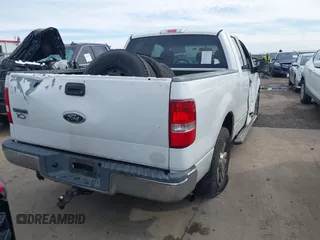 2004 Ford F-150 XLT with VIN 1FTRX12534KC29493, listed as a IAAI auction lot 41470710 with 272,253 mi miles. Bid and sale history available at carsss.com. Image 4.