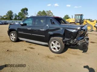 2013 Chevrolet Avalanche LTZ with VIN 3GNTKGE74DG126912, listed as a Copart auction lot 71699854 with Not Provided miles and Salvage Title. Bid and sale history available at DreamBid. Image 2.