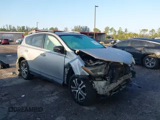 2017 Toyota RAV4 LE с VIN 2T3BFREV1HW607984, выставлен на аукционе IAAI как лот 41878970 с пробегом 136 941 миль миль и . История ставок и продаж доступна на DreamBid. Изображение 1.