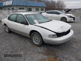 1997 Chrysler LHS z VIN 2C3HC56FXVH592484, wystawiony jako IAAI lot #41667403 z przebiegiem 139 051 mil mil oraz . Historia ofert i sprzedaży dostępna na DreamBid. Obrazek 1.