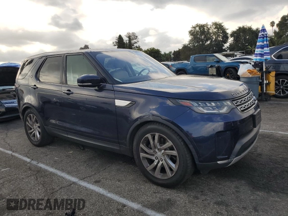 2017 Land Rover Discovery HSE with VIN SALRRBBV1HA013324, listed as a Copart auction lot 71304454 with 70,581 mi miles and Salvage Title. Bid and sale history available at carsss.com. Image 4.