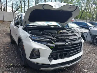 2021 Chevrolet Blazer LT с VIN 3GNKBHRS1MS569998, выставлен на аукционе IAAI как лот 42178844 с пробегом 55 969 миль миль и . История ставок и продаж доступна на DreamBid. Изображение 6.