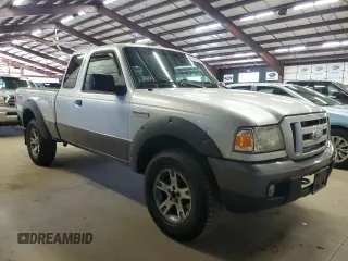 2006 Ford Ranger XL z VIN 1FTYR15EX6PA87540, wystawiony jako Copart lot #63526945 z przebiegiem 91 911 mil mil oraz Czysty tytuł • Clean title. Historia ofert i sprzedaży dostępna na DreamBid. Obrazek 4.