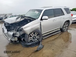 2011 Toyota 4Runner SR5 z VIN JTEZU5JR5B5021305, wystawiony jako Copart lot #55453275 z przebiegiem 194 752 mil mil oraz Szkoda całkowita • Salvage title. Historia ofert i sprzedaży dostępna na DreamBid. Obrazek 1.