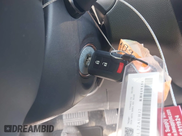 2024 Mitsubishi Mirage ES z VIN ML32AUHJ2RH019158, wystawiony jako IAAI lot #42496751 z przebiegiem 9 663 mil mil oraz . Historia ofert i sprzedaży dostępna na DreamBid. Obrazek 11.