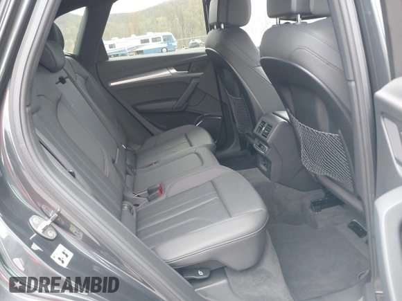 2020 Audi Q5 Premium with VIN WA1ANAFY0L2077771, listed as a IAAI auction lot 42049221 with 29,849 mi miles and . Bid and sale history available at DreamBid. Image 8.
