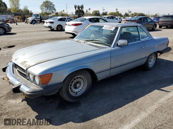 1984 Mercedes-Benz 380 SL z VIN WDBBA45A5EA014653, wystawiony jako Copart lot #48423055 z przebiegiem 107 383 mil mil oraz Czysty tytuł • Clean title. Historia ofert i sprzedaży dostępna na DreamBid. Obrazek 1.