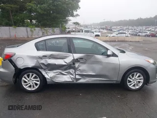 2012 Mazda 3 i Touring с VIN JM1BL1V8XC1544668, выставлен на аукционе IAAI как лот 42518880 с пробегом 111 554 миль миль и . История ставок и продаж доступна на DreamBid. Изображение 6.