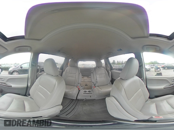 2015 Toyota Sienna XLE с VIN 5TDYK3DC6FS531521, выставлен на аукционе Copart как лот 62923695 с пробегом 135 782 миль миль и Списание • Salvage title. История ставок и продаж доступна на DreamBid. Изображение 16.
