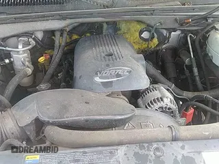 2004 Chevrolet Silverado 2500HD LS with VIN 1GCHK29U04E338229, listed as a IAAI auction lot 42258316 with 166,507 mi miles and . Bid and sale history available at DreamBid. Image 19.