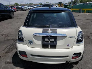 2013 MINI Hardtop with VIN WMWSU3C58DT373021, listed as a Copart auction lot 52945845 with 83,865 mi miles and Salvage Title. Bid and sale history available at DreamBid. Image 6.