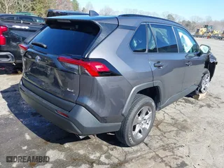 2022 Toyota RAV4 XLE with VIN 2T3W1RFVXNW201664, listed as a IAAI auction lot 41781586 with 59,236 mi miles. Bid and sale history available at carsss.com. Image 4.