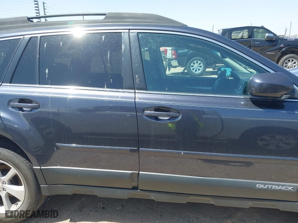 2013 Subaru Outback 2.5i Premium with VIN 4S4BRCBC4D3304021, listed as a IAAI auction lot 42014907 with 183,189 mi miles. Bid and sale history available at carsss.com. Image 13.