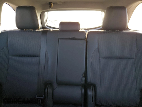 2017 Toyota Highlander LE with VIN 5TDZZRFH4HS233645, listed as a Copart auction lot 48684015 with 113,418 mi miles and Salvage title. Bid and sale history available at DreamBid. Image 10.