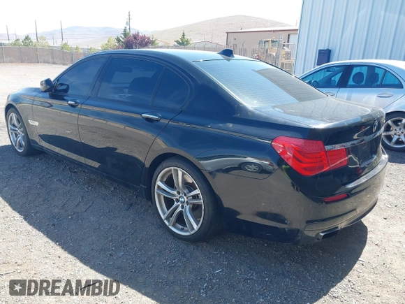 2011 BMW 7 Series 750Li с VIN WBAKB8C57BC851865, выставлен на аукционе IAAI как лот 42229423 с пробегом 92 728 миль миль и . История ставок и продаж доступна на DreamBid. Изображение 3.