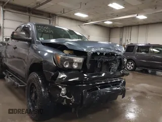 2009 Toyota Tundra 4WD Truck with VIN 5TFBW54199X091510, listed as a IAAI auction lot 42025369 with 234,784 mi miles. Bid and sale history available at carsss.com. Image 6.
