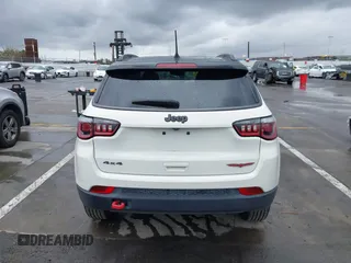 2018 Jeep Compass Trailhawk with VIN 3C4NJDDB0JT306898, listed as a IAAI auction lot 41798954 with 75,852 mi miles and . Bid and sale history available at carsss.com. Image 16.