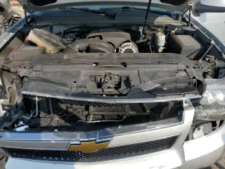 2010 Chevrolet Suburban LS with VIN 1GNUCHE08AR188822, listed as a Copart auction lot 70681704 with 161,596 mi miles and Clean Title. Bid and sale history available at carsss.com. Image 12.