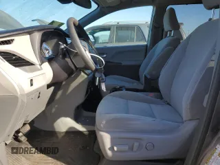 2019 Toyota Sienna LE with VIN 5TDJZ3DC1KS220862, listed as a Copart auction lot 42647705 with 98,778 mi miles and Salvage Title. Bid and sale history available at carsss.com. Image 7.