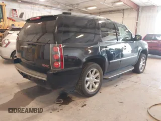 2013 GMC Yukon Denali with VIN 1GKS2EEF2DR221845, listed as a IAAI auction lot 42148383 with 226,367 mi miles. Bid and sale history available at carsss.com. Image 4.
