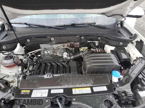 2022 Volkswagen Atlas SEL Premium R-Line with VIN 1V2FR2CA8NC528907, listed as a Copart auction lot 60201125 with 26,125 mi miles and Salvage title. Bid and sale history available at DreamBid. Image 12.
