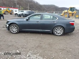 2007 Lexus LS 460 z VIN JTHBL46F275001780, wystawiony jako IAAI lot #41921719 z przebiegiem 65 407 mil mil oraz . Historia ofert i sprzedaży dostępna na DreamBid. Obrazek 15.