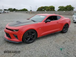 2018 Chevrolet Camaro 1SS z VIN 1G1FE1R71J0127321, wystawiony jako Copart lot #60121645 z przebiegiem 70 842 mil mil oraz Czysty tytuł • Clean title. Historia ofert i sprzedaży dostępna na DreamBid. Obrazek 1.